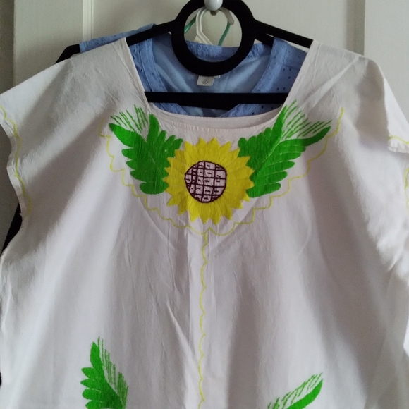 Vintage embroidered muumuu cover up plus size - Picture 2 of 4